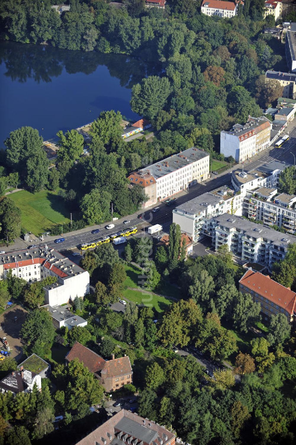 Berlin aus der Vogelperspektive: Planungsfläche Wegenerstraße Berlin - Weißensee