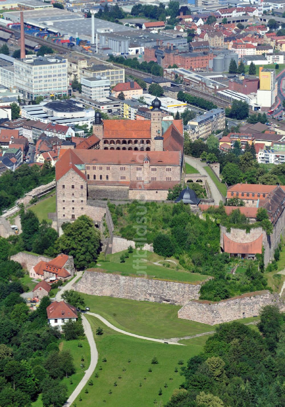 Kulmbach aus der Vogelperspektive: Plassenburg in Kulmbach, Bayern