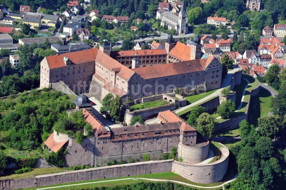 Kulmbach aus der Vogelperspektive: Plassenburg in Kulmbach, Bayern