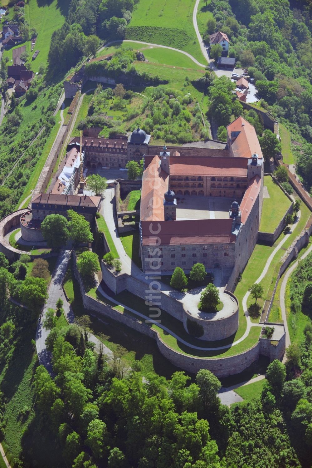 Kulmbach von oben - Plassenburg in Kulmbach im Bundesland Bayern