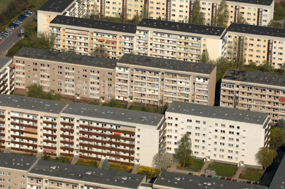 Luftaufnahme Magdeburg - Plattenbau in der Hans-Grade-Straße in Magdeburg Olvenstedt