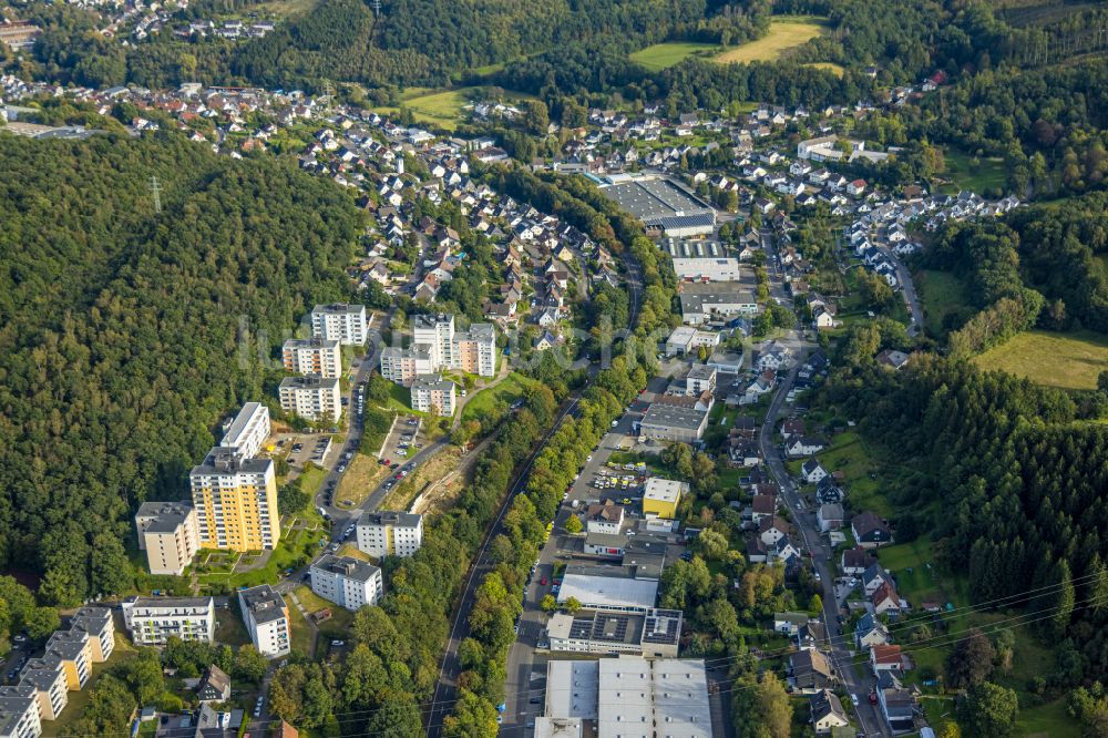 Luftbild Birlenbach - Plattenbau- Hochhaus- Wohnsiedlung in Birlenbach im Bundesland Nordrhein-Westfalen, Deutschland