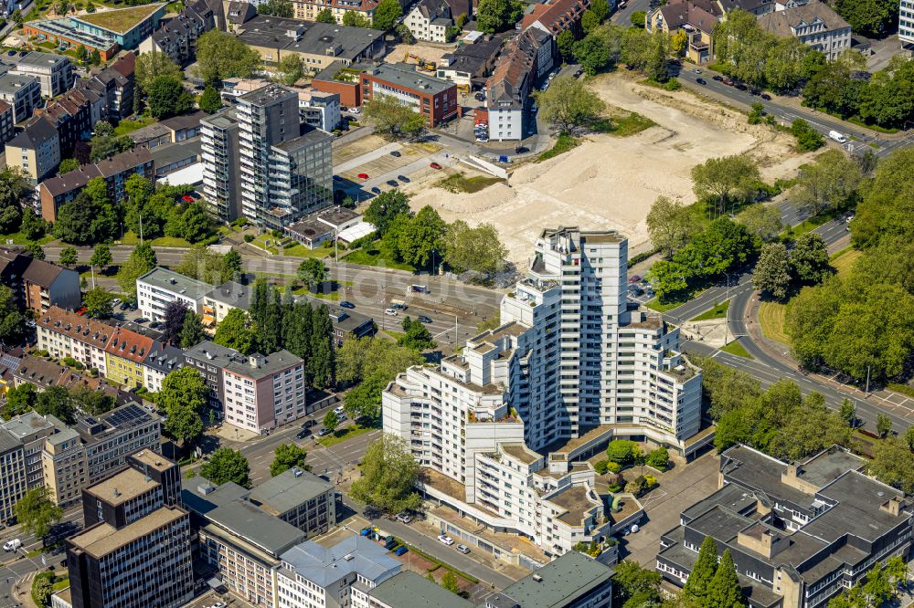 Gelsenkirchen aus der Vogelperspektive: Plattenbau- Hochhaus- Wohnsiedlung Cityhochhaus in Gelsenkirchen im Bundesland Nordrhein-Westfalen, Deutschland