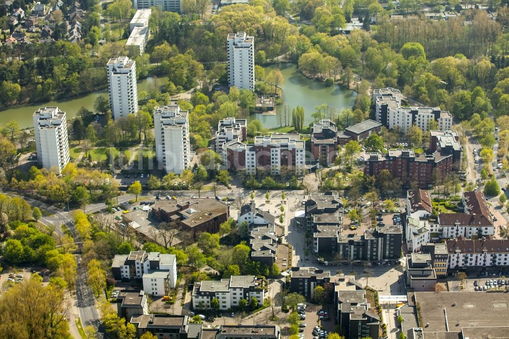 Erkrath von oben - Plattenbau- Hochhaus- Wohnsiedlung in Erkrath im Bundesland Nordrhein-Westfalen