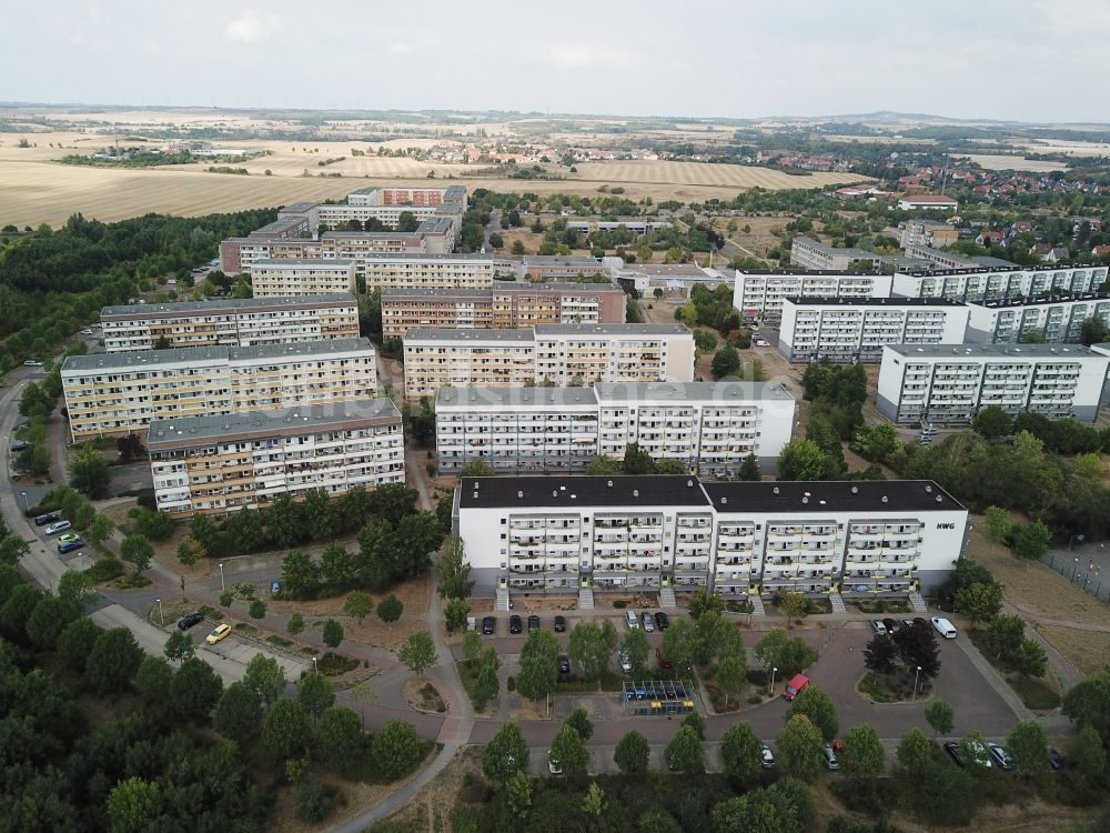 Luftaufnahme Halle (Saale) - Plattenbau- Hochhaus- Wohnsiedlung Heide Nord in Halle (Saale) im Bundesland Sachsen-Anhalt, Deutschland