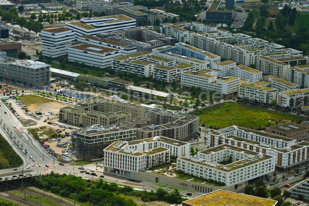 Heidelberg von oben - Plattenbau- Hochhaus- Wohnsiedlung in Heidelberg im Bundesland Baden-Württemberg, Deutschland