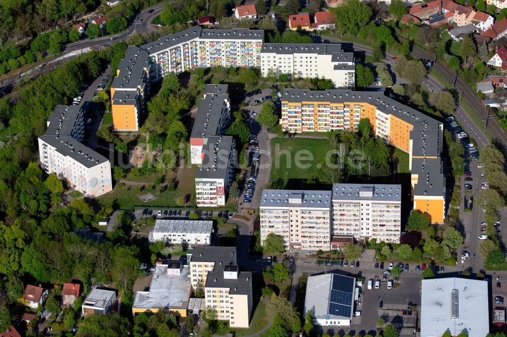 Luftbild Erfurt - Plattenbau- Hochhaus- Wohnsiedlung am Holunderweg in Erfurt im Bundesland Thüringen