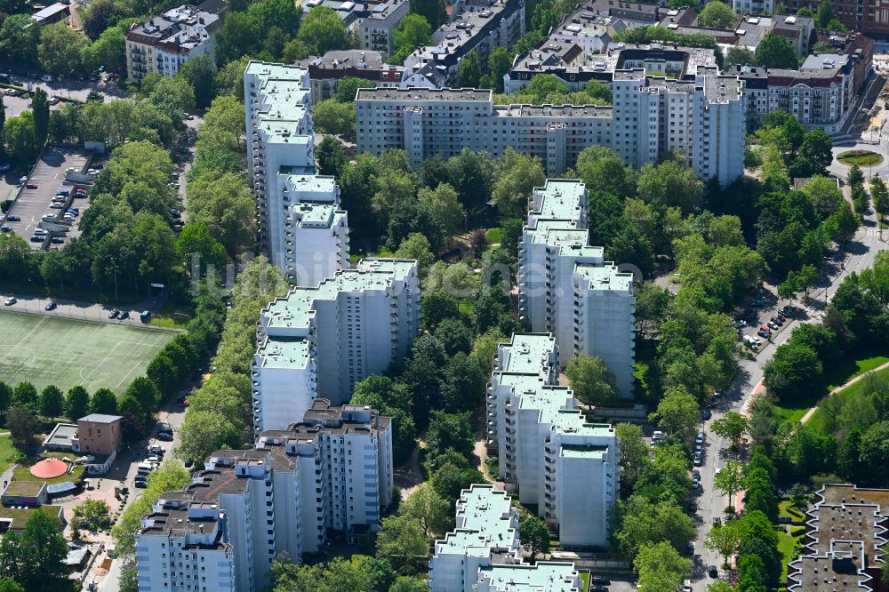 Luftaufnahme Hamburg - Plattenbau- Hochhaus- Wohnsiedlung Lenzsiedlung im Ortsteil Stellingen in Hamburg, Deutschland