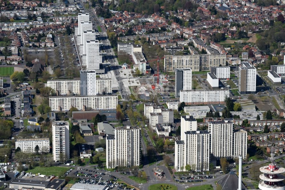 Luftbild Mons-en-Barœul - Plattenbau- Hochhaus- Wohnsiedlung in Mons-en-Barœul in Nord-Pas-de-Calais Picardie, Frankreich