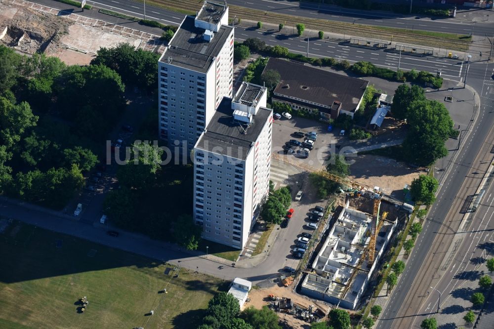 Luftbild Dresden - Plattenbau- Hochhaus- Wohnsiedlung im Ortsteil Altstadt in Dresden im Bundesland Sachsen, Deutschland