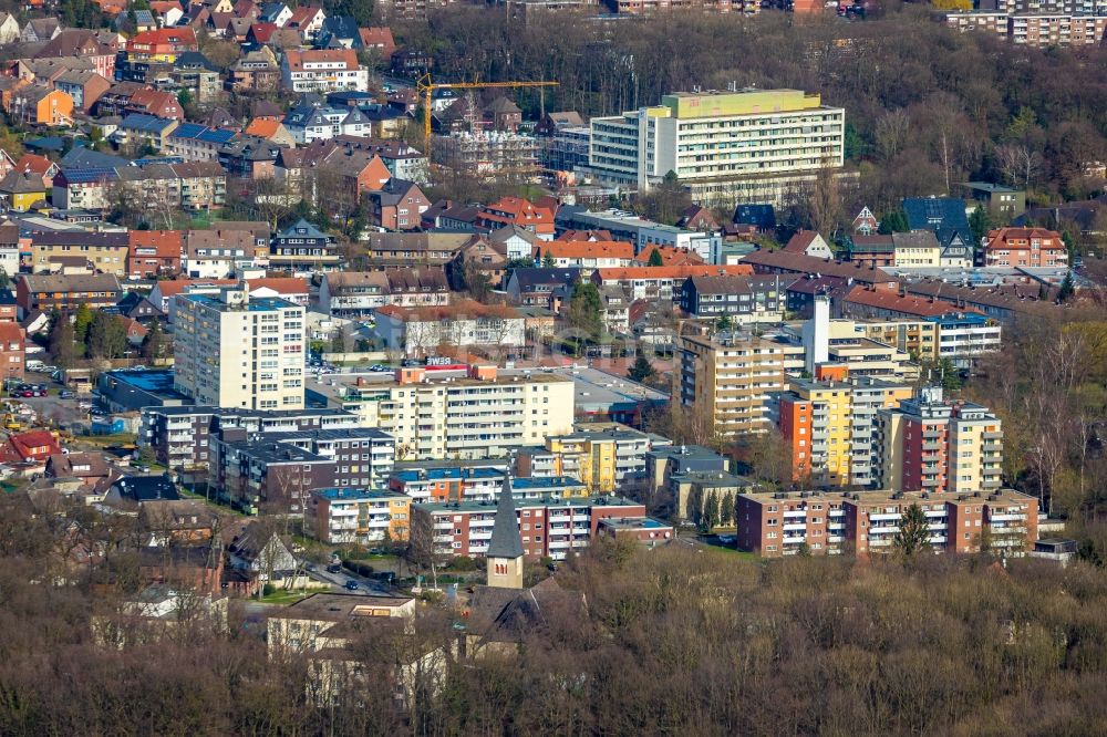 Hamm von oben - Plattenbau- Hochhaus- Wohnsiedlung im Ortsteil Bockum-Hövel in Hamm im Bundesland Nordrhein-Westfalen, Deutschland