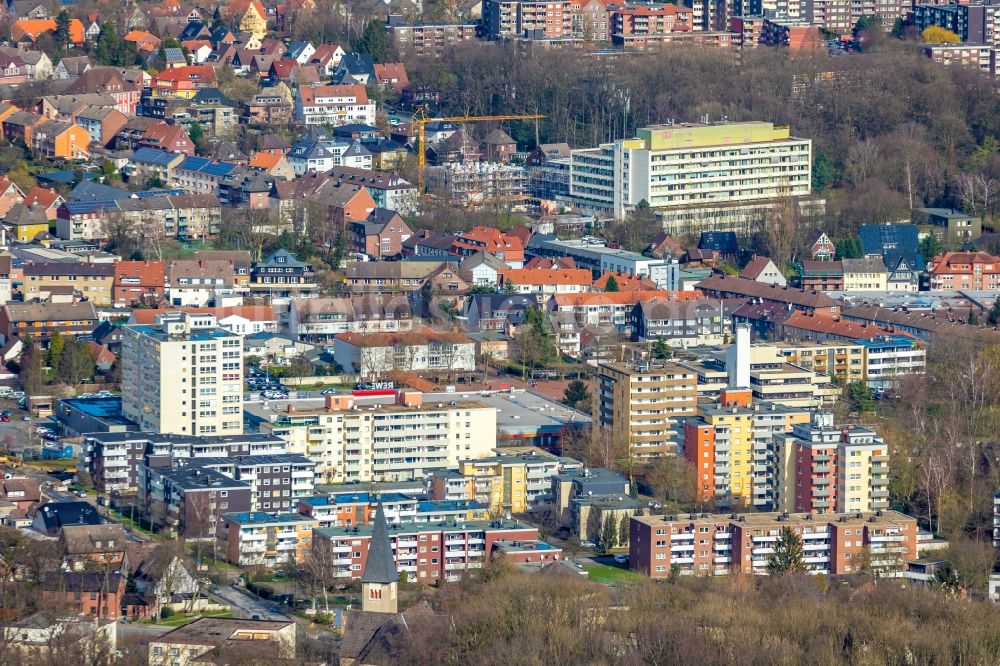 Hamm aus der Vogelperspektive: Plattenbau- Hochhaus- Wohnsiedlung im Ortsteil Bockum-Hövel in Hamm im Bundesland Nordrhein-Westfalen, Deutschland