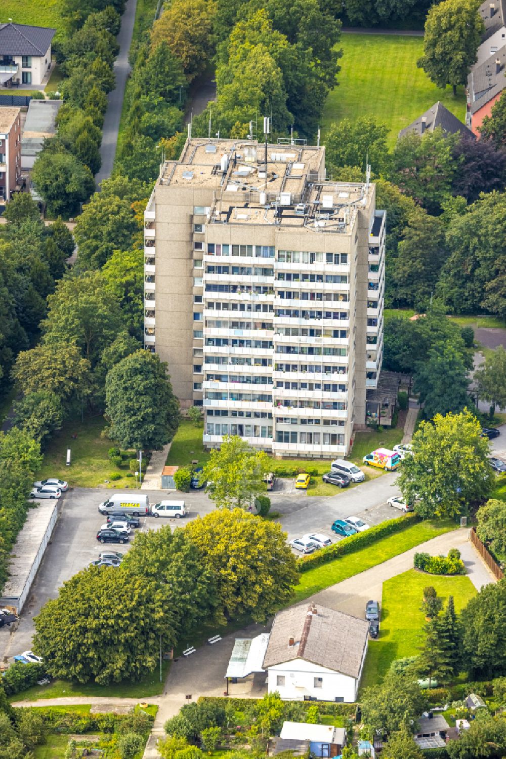 Luftbild Ahlen - Plattenbau- Hochhaus- Wohnsiedlung im Ortsteil Innenstadt in Ahlen im Bundesland Nordrhein-Westfalen, Deutschland