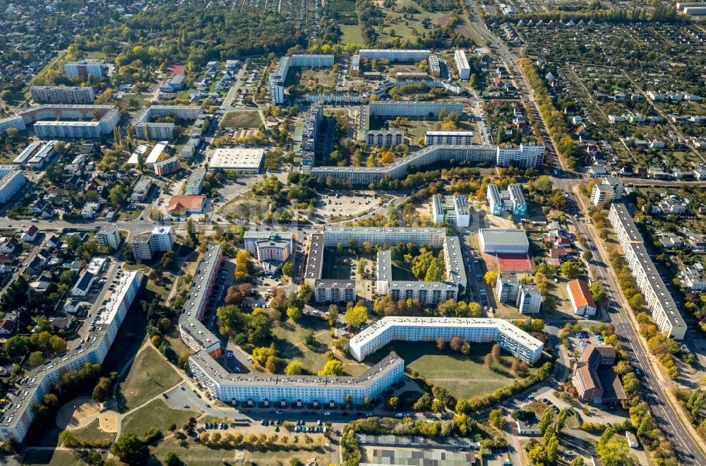 Luftbild Magdeburg - Plattenbau- Hochhaus- Wohnsiedlung im Ortsteil Olvenstedt in Magdeburg im Bundesland Sachsen-Anhalt, Deutschland