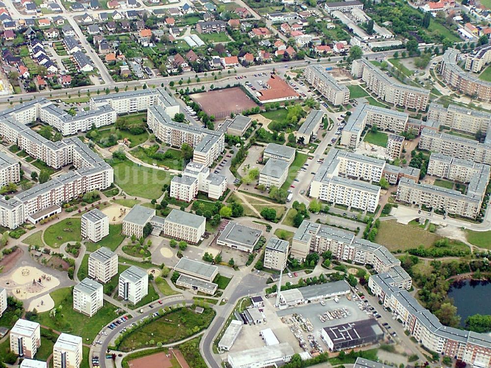 Magdeburg aus der Vogelperspektive: Plattenbau- Hochhaus- Wohnsiedlung im Ortsteil Olvenstedt in Magdeburg im Bundesland Sachsen-Anhalt, Deutschland