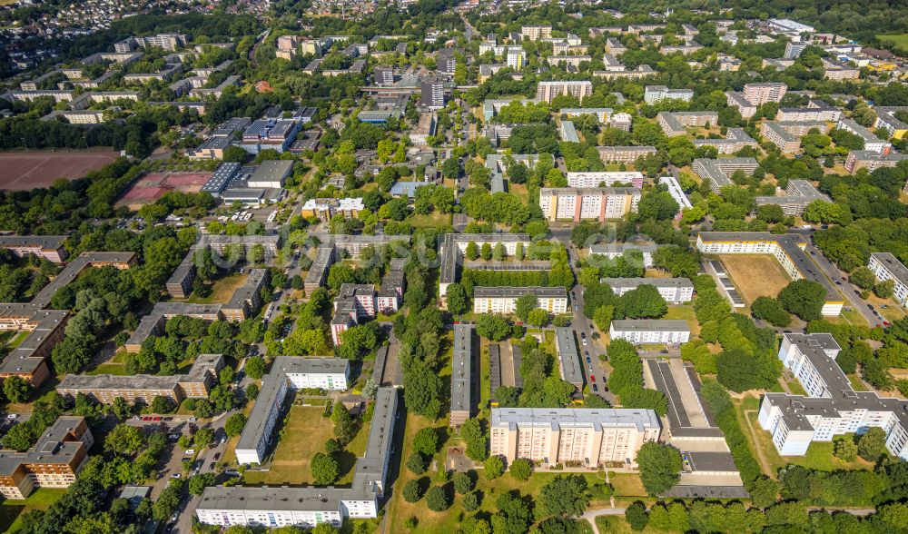 Luftbild Dortmund - Plattenbau- Hochhaus- Wohnsiedlung im Ortsteil Scharnhorst-Ost in Dortmund im Bundesland Nordrhein-Westfalen, Deutschland