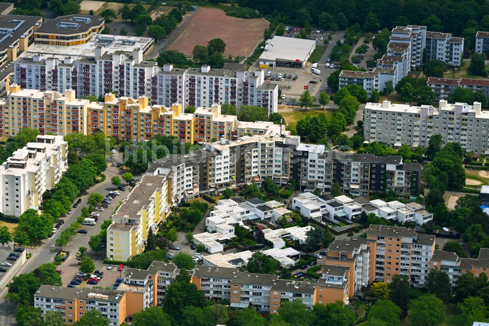 Luftbild Wolfsburg - Plattenbau- Hochhaus- Wohnsiedlung im Ortsteil Westhagen in Wolfsburg im Bundesland Niedersachsen, Deutschland