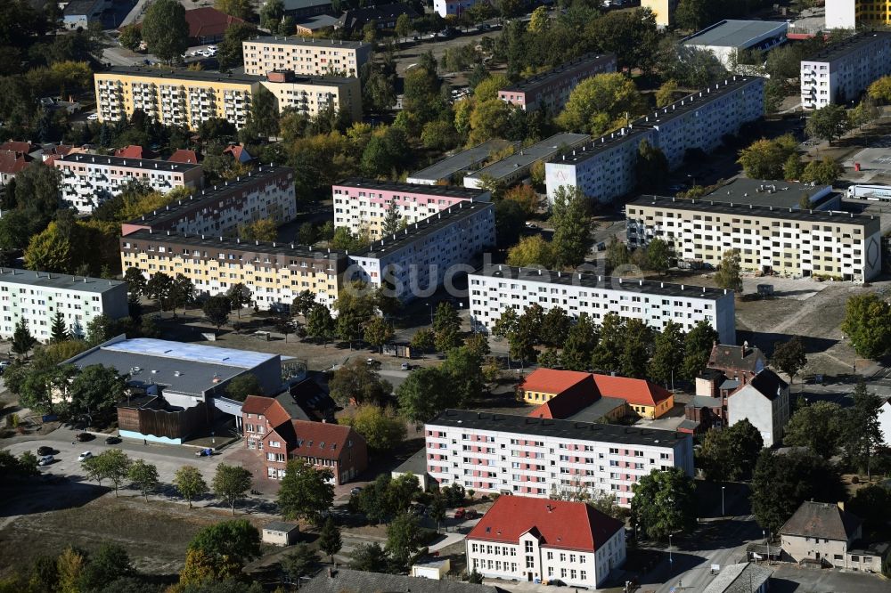 Luftbild Wittenberge - Plattenbau- Hochhaus- Wohnsiedlung an der Perleberger Straße in Wittenberge im Bundesland Brandenburg, Deutschland