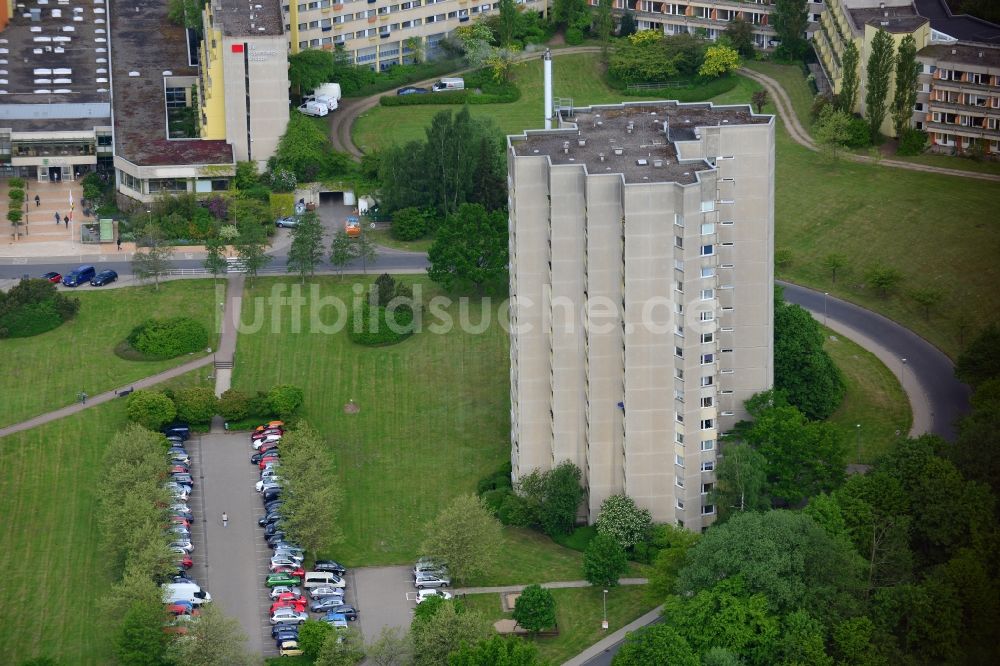 Luftaufnahme Salem - Plattenbau- Hochhaus- Wohnsiedlung in Salem im Bundesland Schleswig-Holstein