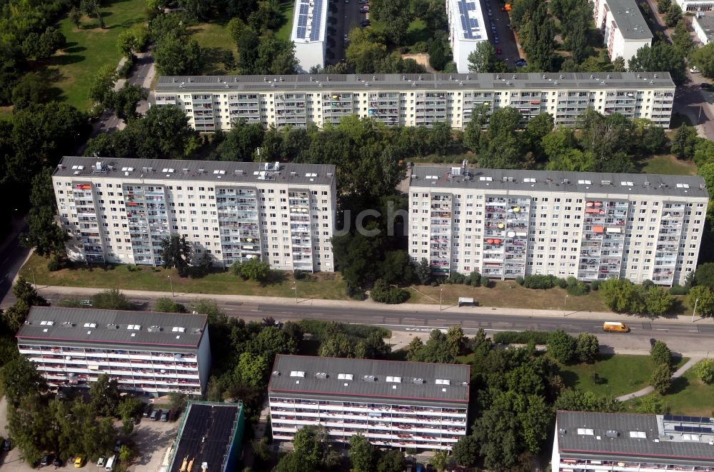 Luftaufnahme Halle / Saale - Plattenbau- Neubau - Wohngebiet Halle-Neustadt in Halle (Saale) in Sachsen-Anhalt