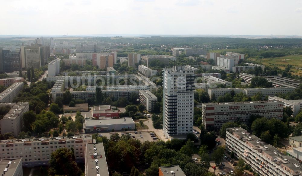 Luftaufnahme Halle / Saale - Plattenbau- Neubau - Wohngebiet Halle-Neustadt in Halle (Saale) in Sachsen-Anhalt