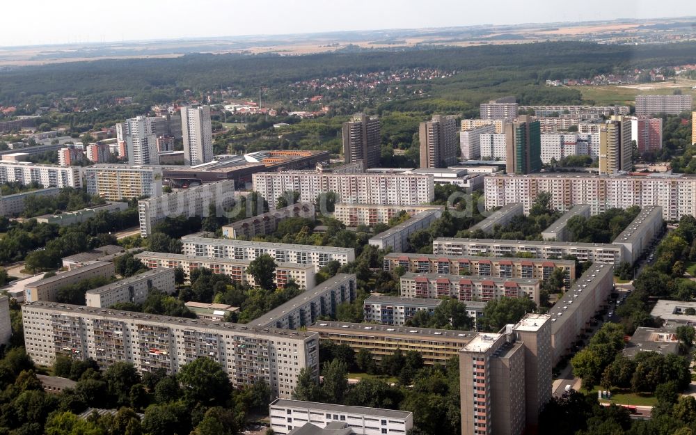 Halle / Saale von oben - Plattenbau- Neubau - Wohngebiet Halle-Neustadt in Halle (Saale) in Sachsen-Anhalt