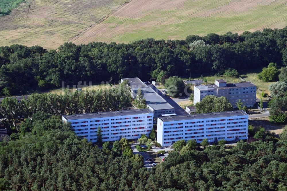 Berlin von oben - Plattenbau- Wohnsiedlung Am Sandhaus in Berlin, Deutschland