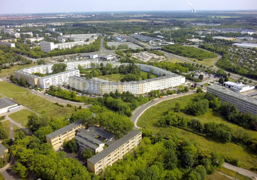 Luftbild Halle (Saale) OT Neustadt - Plattenbauten im Ortsteil Neustadt in Halle ( Saale ) im Bundesland Sachsen-Anhalt