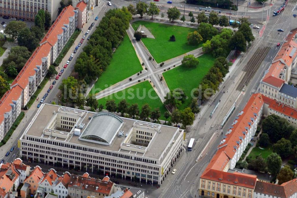 Potsdam aus der Vogelperspektive: Platz der Einheit