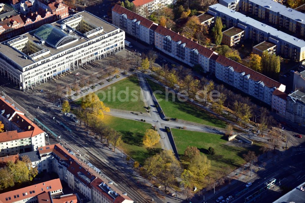 Potsdam aus der Vogelperspektive: Platz der Einheit in der Innenstadt von Potsdam im Bundesland Brandenburg