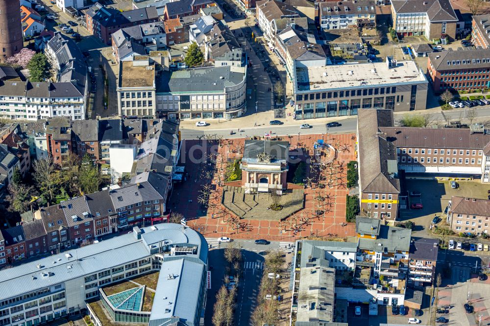 Luftaufnahme Wesel - Platz- Ensemble Berliner-Tor-Platz in Wesel im Bundesland Nordrhein-Westfalen, Deutschland