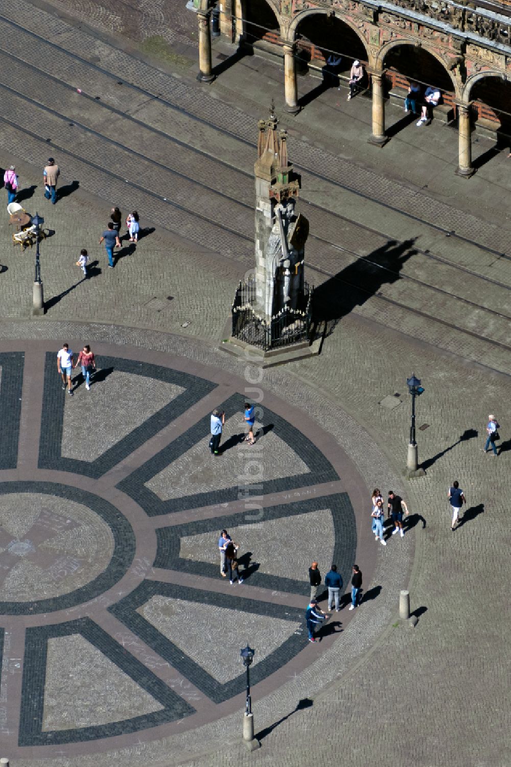 Bremen von oben - Platz- Ensemble Bremer Marktplatz in Bremen, Deutschland