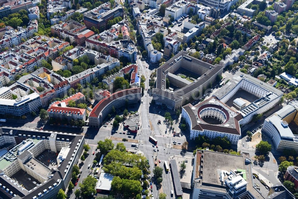 Berlin von oben - Platz- Ensemble Fehrbelliner Platz am Hohenzollerndamm im Ortsteil Wilmersdorf in Berlin, Deutschland