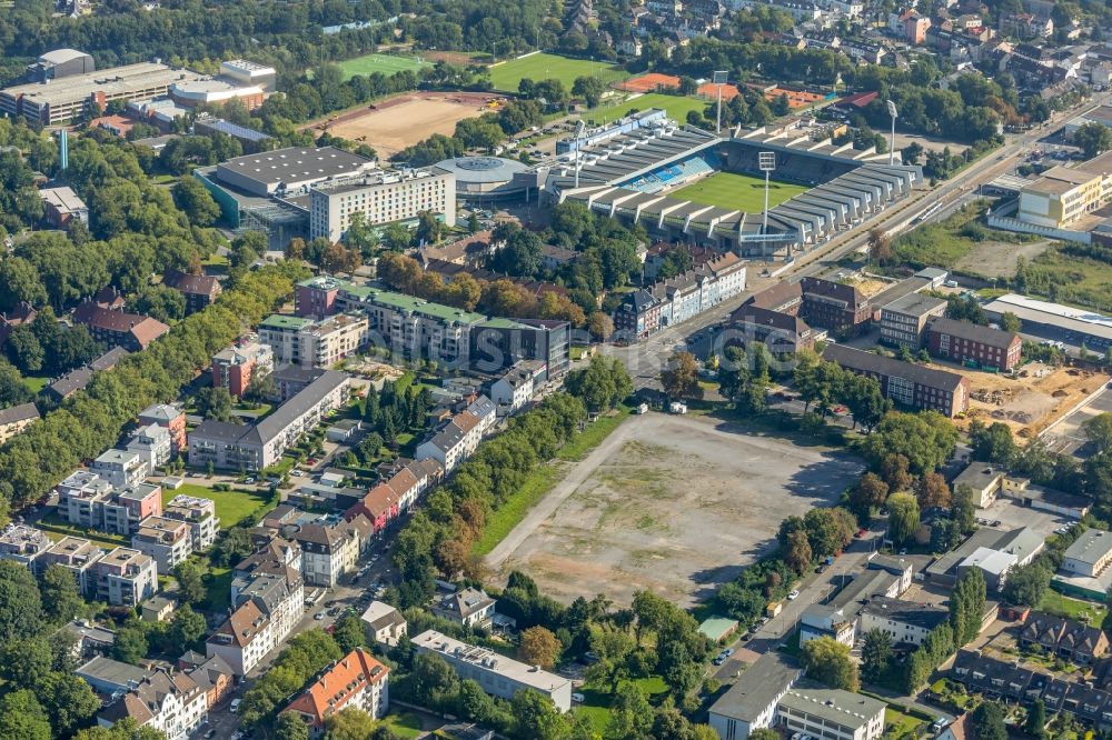 Bochum aus der Vogelperspektive: Platz- Ensemble Festplatz Castroper Straße in Bochum im Bundesland Nordrhein-Westfalen, Deutschland