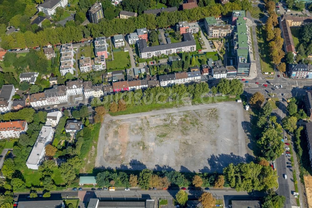 Bochum von oben - Platz- Ensemble Festplatz Castroper Straße in Bochum im Bundesland Nordrhein-Westfalen, Deutschland