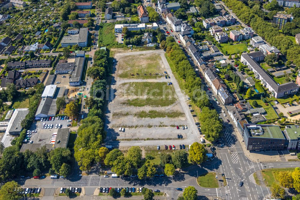 Bochum von oben - Platz- Ensemble Festplatz Castroper Straße in Bochum im Bundesland Nordrhein-Westfalen, Deutschland