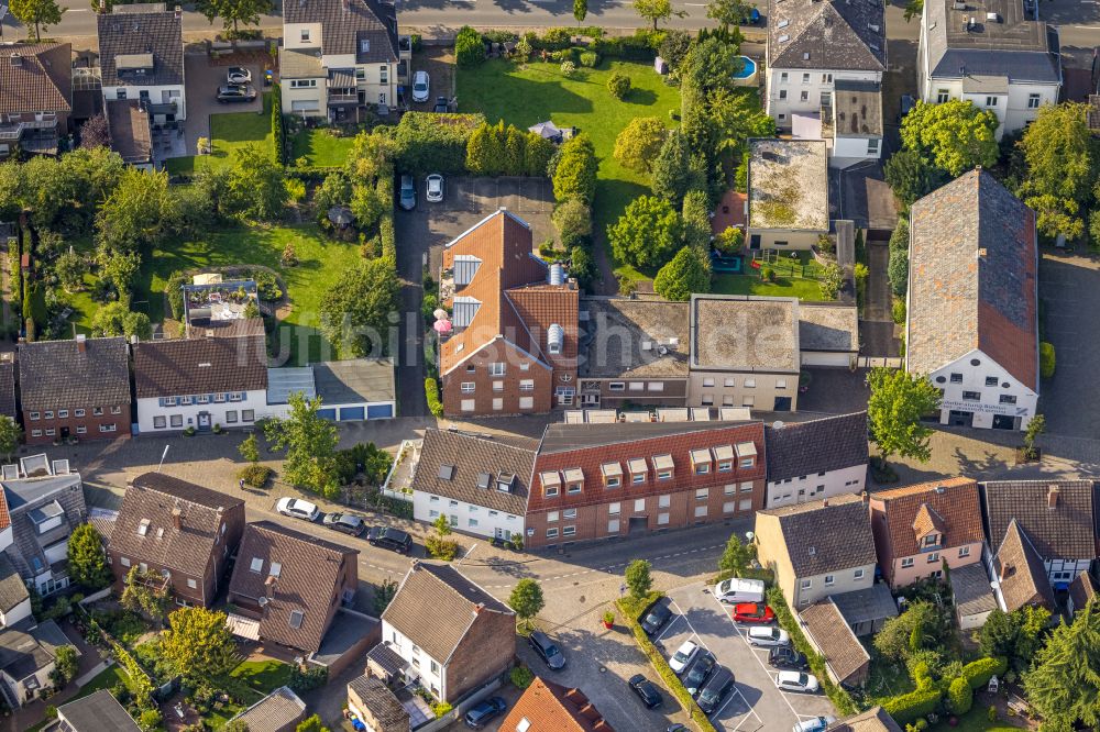 Luftaufnahme Beckum - Platz- Ensemble Hühlstraße - Nordwall in Beckum im Bundesland Nordrhein-Westfalen, Deutschland