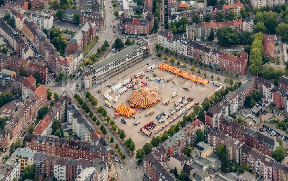 Kiel aus der Vogelperspektive: Platz- Ensemble Wilhelmplatz in Kiel im Bundesland Schleswig-Holstein, Deutschland