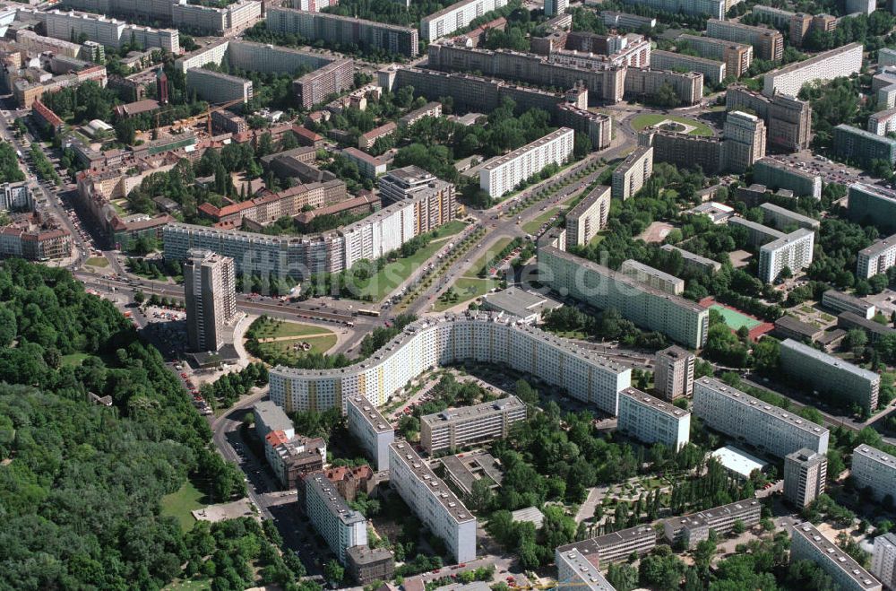 Luftbild Berlin Friedrichshain - Platz der Vereinten Nationen in Berlin-Friedrichshain