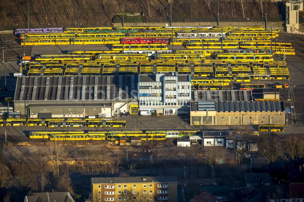 Essen aus der Vogelperspektive: ÖPNV Nahnverkehr Strassenbahndepot der Essener Verkehrsbetriebe ( Essener Verkehrs-AG EVAG) in Essen im Bundesland Nordrhein-Westfalen