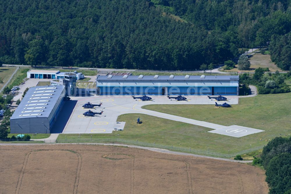 Ahrensfelde von oben - Polizei- Helikopter- Landeplatz in Ahrensfelde im Bundesland Brandenburg