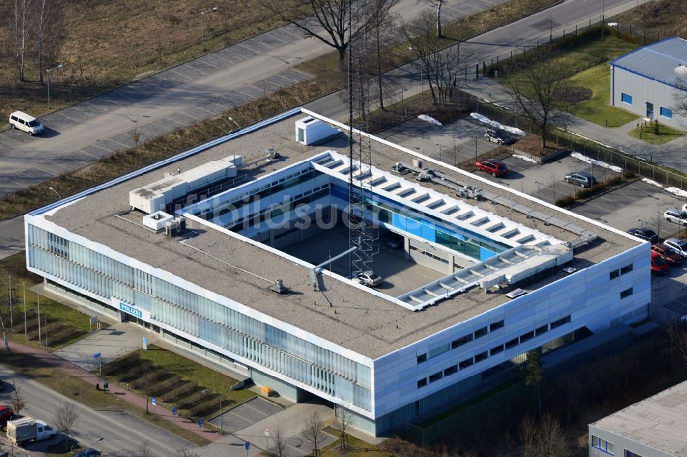 Bernau von oben - Polizei- Wache an der Gottlieb-Daimler-Straße in Bernau im Bundesland Brandenburg