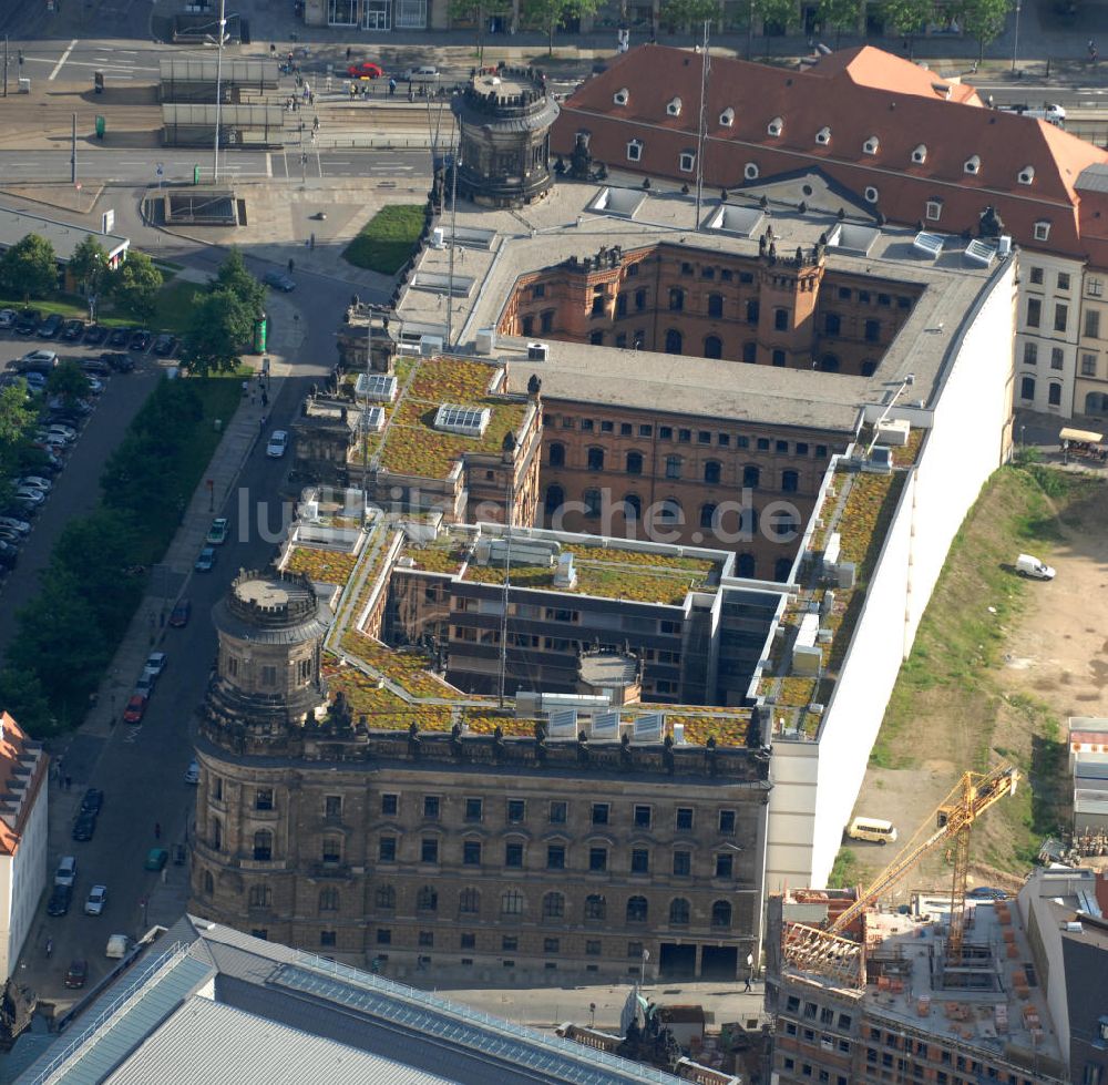 Dresden von oben - Polizeidirektion Dresden Altstadt