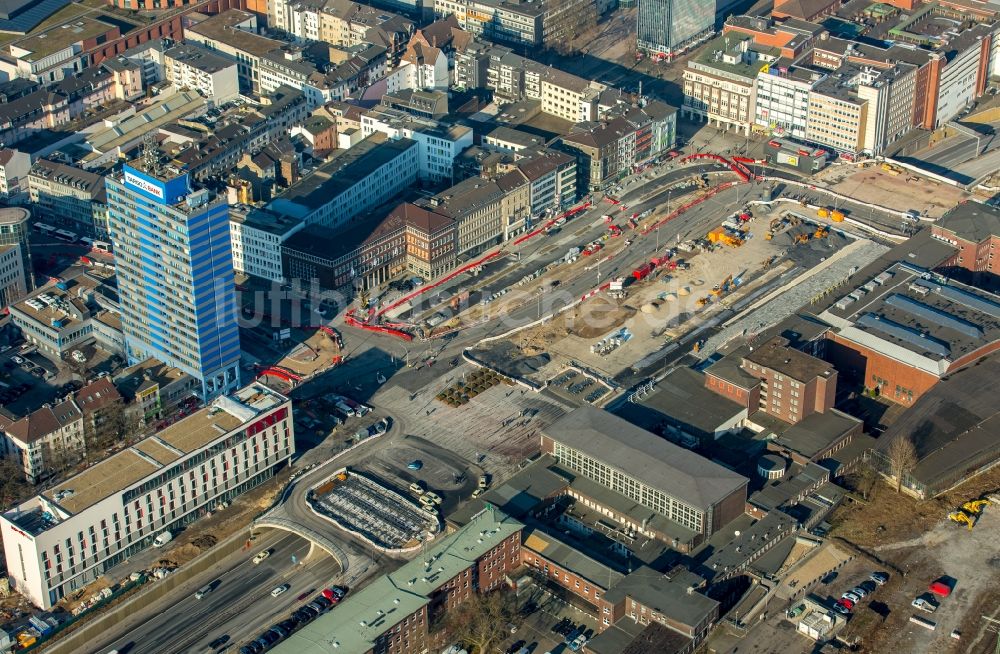 Duisburg von oben - Portsmouthplatz - Mercatorstraße am Hauptbahnhof im Innenstadt- Zentrum im Ortsteil Duisburg Mitte in Duisburg im Bundesland Nordrhein-Westfalen