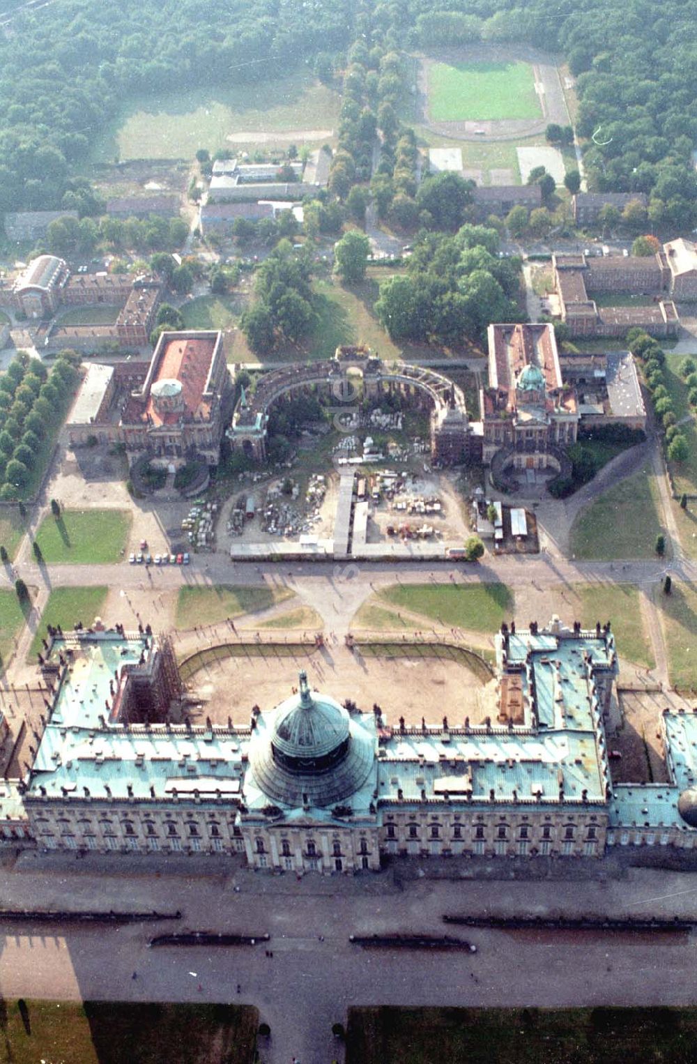 Postdam / Brandenburg aus der Vogelperspektive: Postdam Neues Palais 1.10.1993