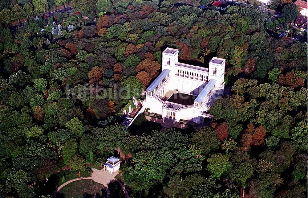 Potsdam / Brandenburg von oben - Potsdam / Brandenburg Fertig rekonstruiertes Schloß Belvedere auf dem Pfingstberg