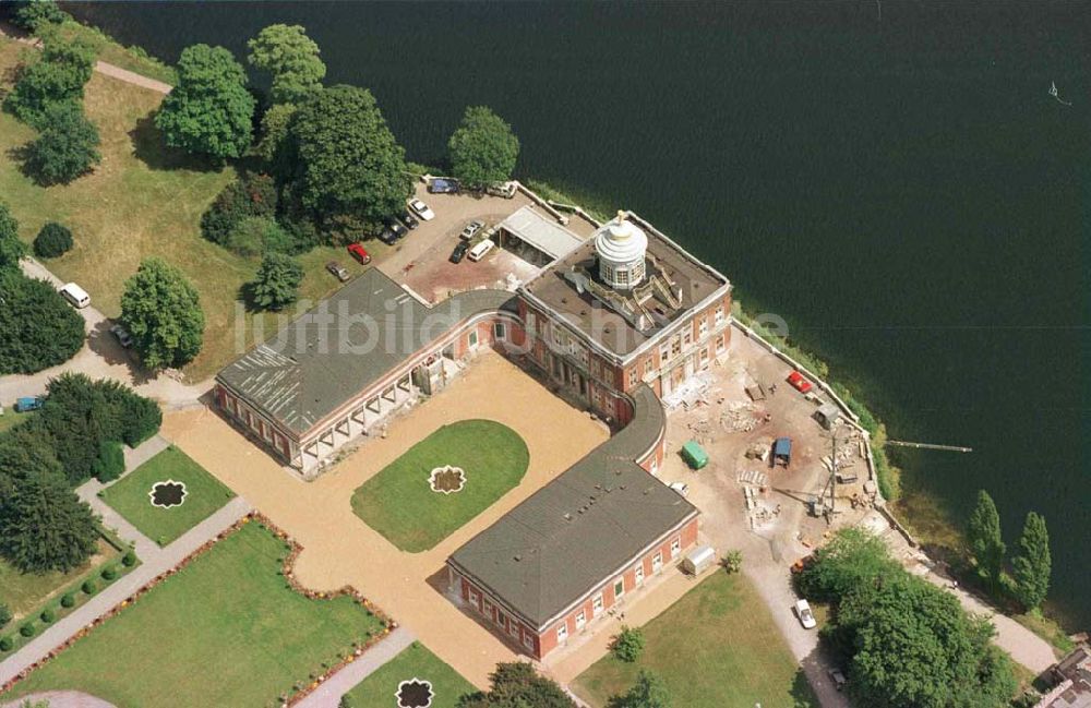 Potsdam von oben - Potsdam - rekonstruiertes Marmorpalais im Neuen Garten