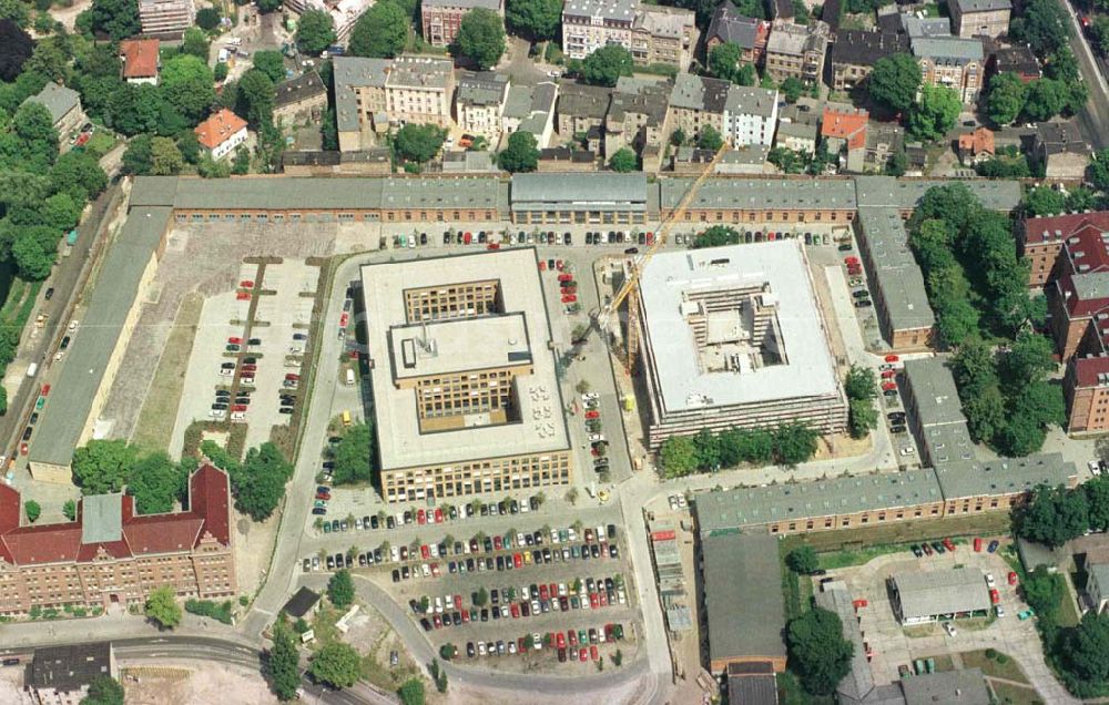 Potsdam von oben - Potsdam - Umgebautes Bürohaus am Heiligen See (ehem. WBK)