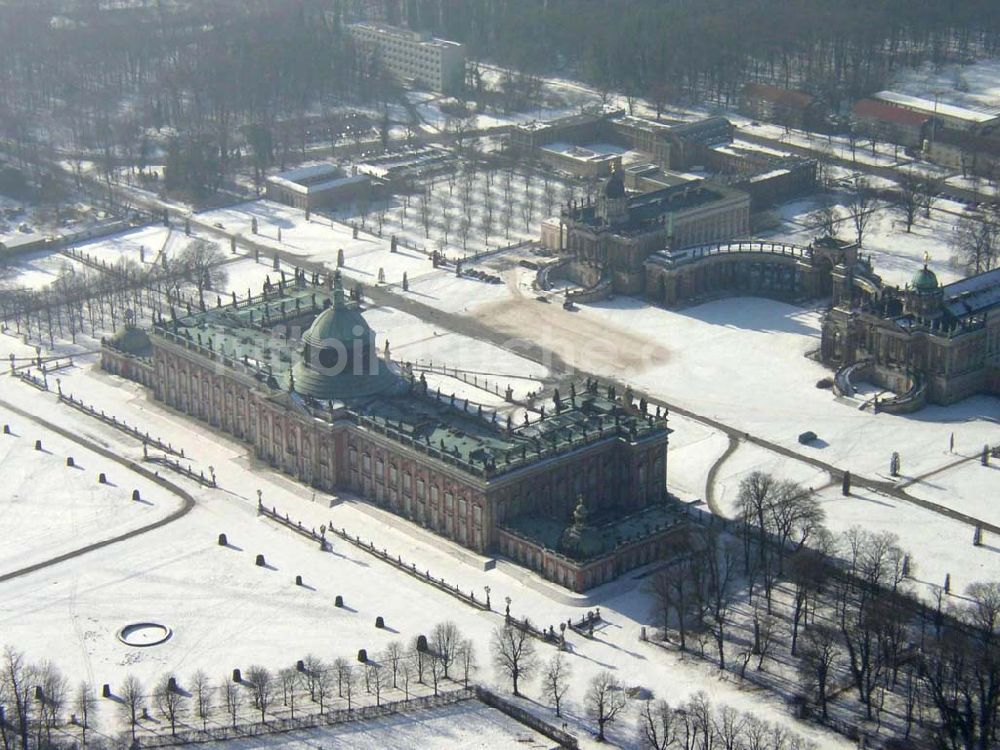 Potsdam/Brandenburg aus der Vogelperspektive: Potsdam 13.02.2003 Winterstimmung am Neuen Palais in Potsdam Webmaster@Park-Sanssouci.de Pilot: Grahn