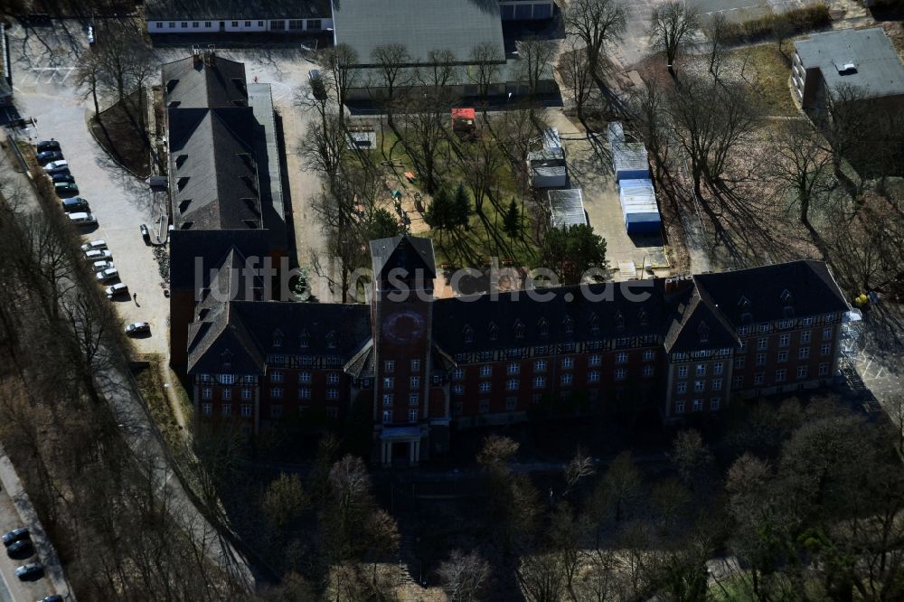 Luftaufnahme Potsdam - Potsdamer Landtag auf dem Brauhausberg in Potsdam, der Landeshauptstadt von Brandenburg